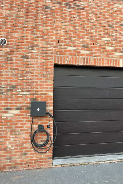 EV Wall HOME laadpaal in zwart